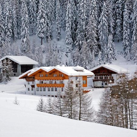 Gasthof Pension Innerhutt เฟลเดอร์ส ภายนอก รูปภาพ